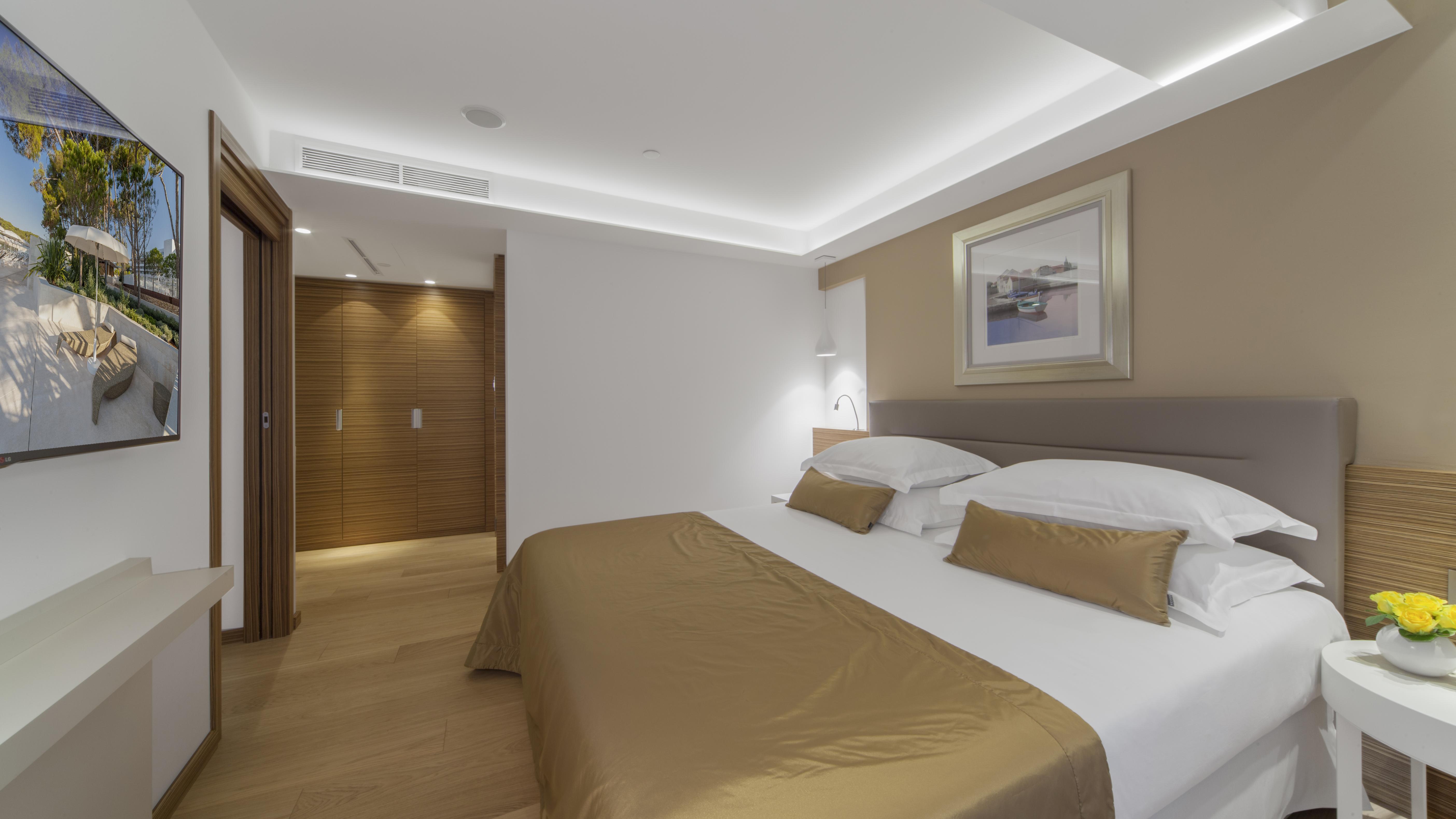 Hotel Bellevue Mali Losinj Exterior photo