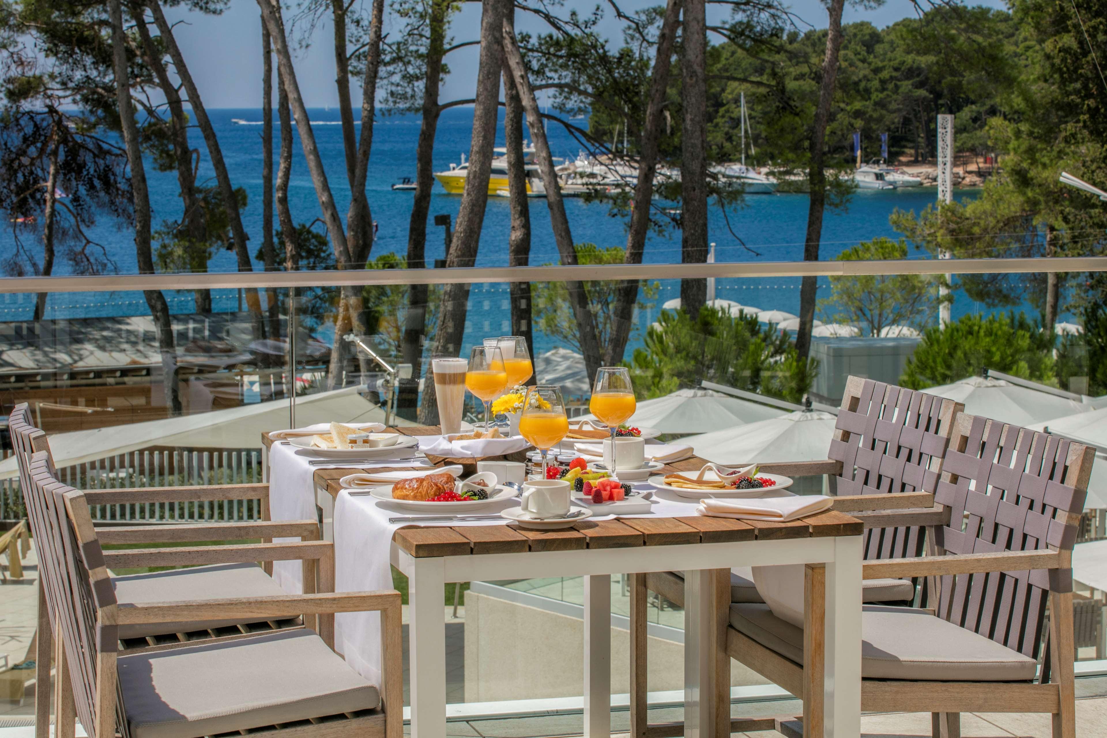 Hotel Bellevue Mali Losinj Exterior photo