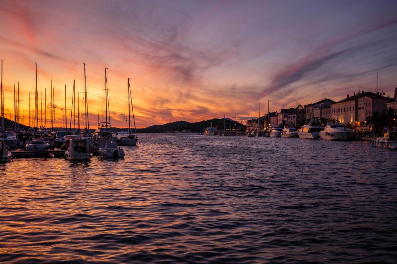 Hotel Bellevue Mali Losinj Exterior photo